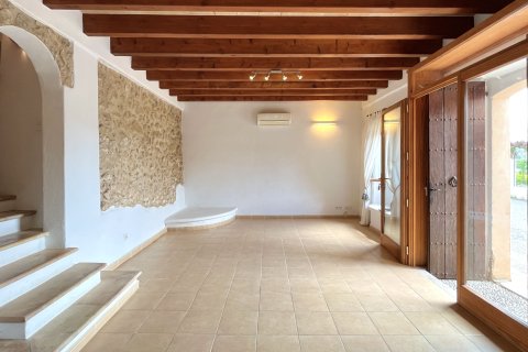Rindu māja īrēšanai Mancor De La Vall, Mallorca, Spānijā 3 istabas, 218 m2 Nr. 182111 - attēls 2