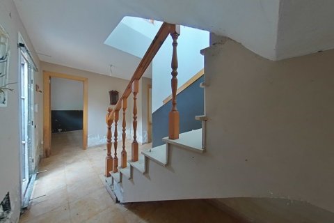 Talo myytävänä Cabrera d'Anoia, Barcelona, Espanja, 4 makuuhuonetta, 160 m2 No. 191390 - kuva 18