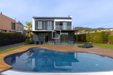 Villa for sale in Sant Vicenc De Montalt, Barcelona, Spain 4 bedrooms, 286 sq.m. No. 150344 - photo 27