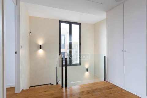 Villa for sale in Sant Vicenc De Montalt, Barcelona, Spain 4 bedrooms, 286 sq.m. No. 150344 - photo 14