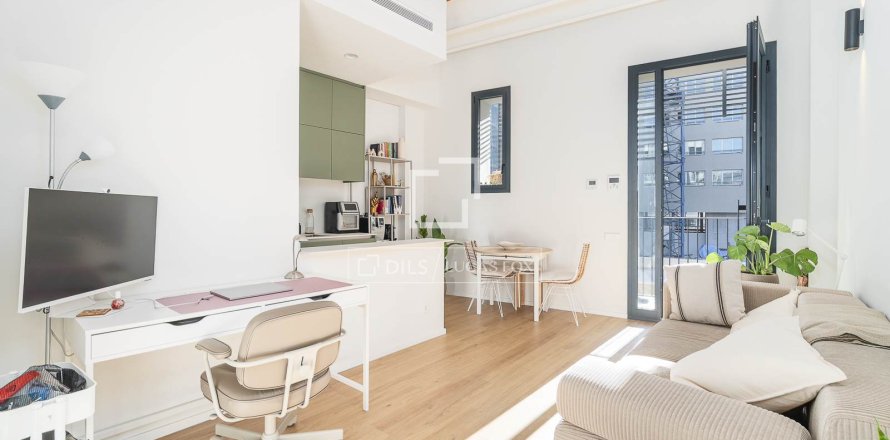 Wohnung in Barcelona, Spanien 2 Schlafzimmer, 58 m2 Nr. 150343