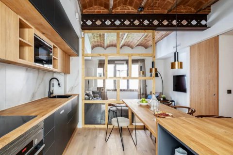 Apartment à vendre à Barcelona, Espagne, 3 chambres, 103 m2 No. 150348 - photo 2