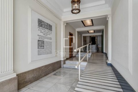 Apartment à vendre à Barcelona, Espagne, 3 chambres, 103 m2 No. 150348 - photo 13