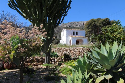 Villa en Calpe, Alicante, España 4 dormitorios, 104 m2 No. 164698