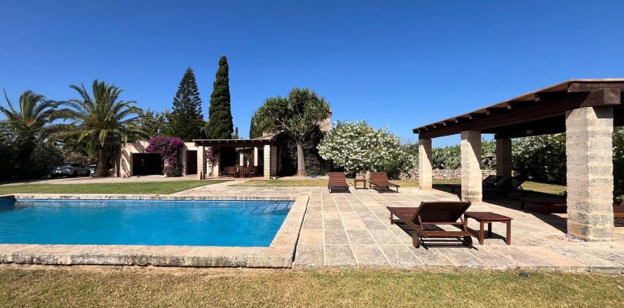 Finca i Manacor, Mallorca, Spanien 4 sovrum, 442 kvm. Nr. 164699