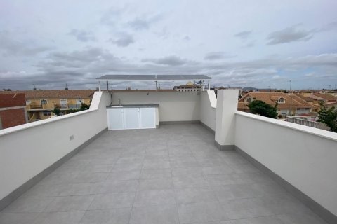 Villa till salu i Los Alcazares, Murcia, Spanien 3 sovrum, 101 kvm. Nr. 171521 - foto 4