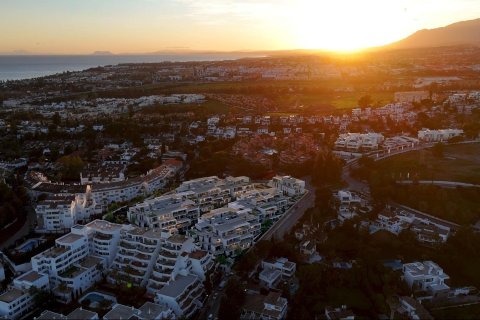 Apartment à vendre à Marbella, Malaga, Espagne, 2 chambres, 158 m2 No. 182034 - photo 2