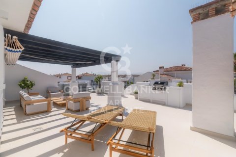 Penthouse for sale in Marbella, Malaga, Spain 3 bedrooms, 180 sq.m. No. 158029 - photo 15