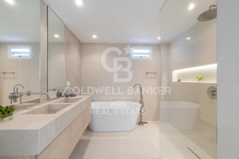 Penthouse for sale in Marbella, Malaga, Spain 3 bedrooms, 180 sq.m. No. 158029 - photo 13