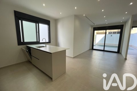 Продажа таухауса в Альморади, Аликанте, Испания 3 спальни, 134м2 №187883 - фото 5