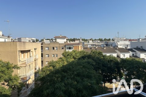 Apartment for sale in Blanes, Girona, Spain 1 bedroom, 54 sq.m. No. 187877 - photo 5