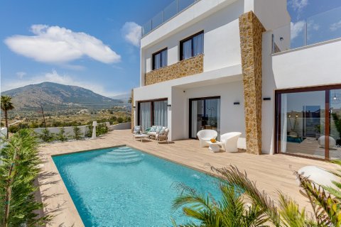 Villa for sale in Benidorm, Alicante, Spain 3 bedrooms, 137 sq.m. No. 144848 - photo 1