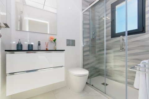 Продажа виллы в Энтре Наранхос, Аликанте, Испания 3 спальни, 139м2 №144850 - фото 15