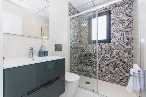 Продажа виллы в Энтре Наранхос, Аликанте, Испания 3 спальни, 139м2 №144850 - фото 19