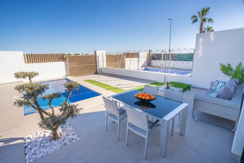 Villa en venta en Guardamar del Segura, Alicante, España 4 dormitorios, 140 m2 No. 144847 - foto 6