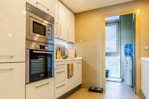 Apartment for sale in Benidorm, Alicante, Spain 2 bedrooms,  No. 180308 - photo 7