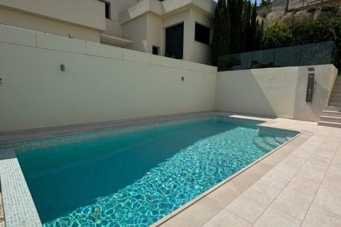 Villa for sale in Agost, Alicante, Spain 6 bedrooms, 620 sq.m. No. 180309 - photo 5