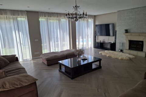 Villa for sale in Benidorm, Alicante, Spain 4 bedrooms, 225 sq.m. No. 180305 - photo 14
