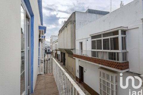 House for sale in Chiclana de la Frontera, Cadiz, Spain 10 bedrooms, 374 sq.m. No. 153530 - photo 17