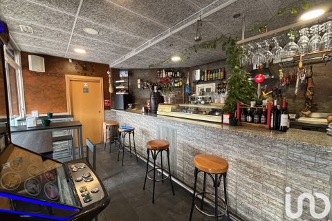 Commercial property for sale in Santa Coloma de Gramenet, Barcelona, Spain 34 sq.m. No. 153531 - photo 10