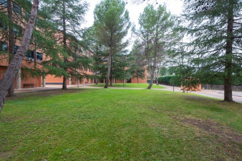 Apartment for sale Madrid, Spain 4 bedrooms, 110 sq.m. No. 107124 - photo 3