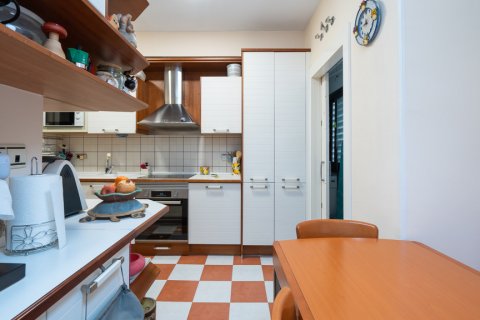 Apartment for sale Madrid, Spain 4 bedrooms, 110 sq.m. No. 107124 - photo 12