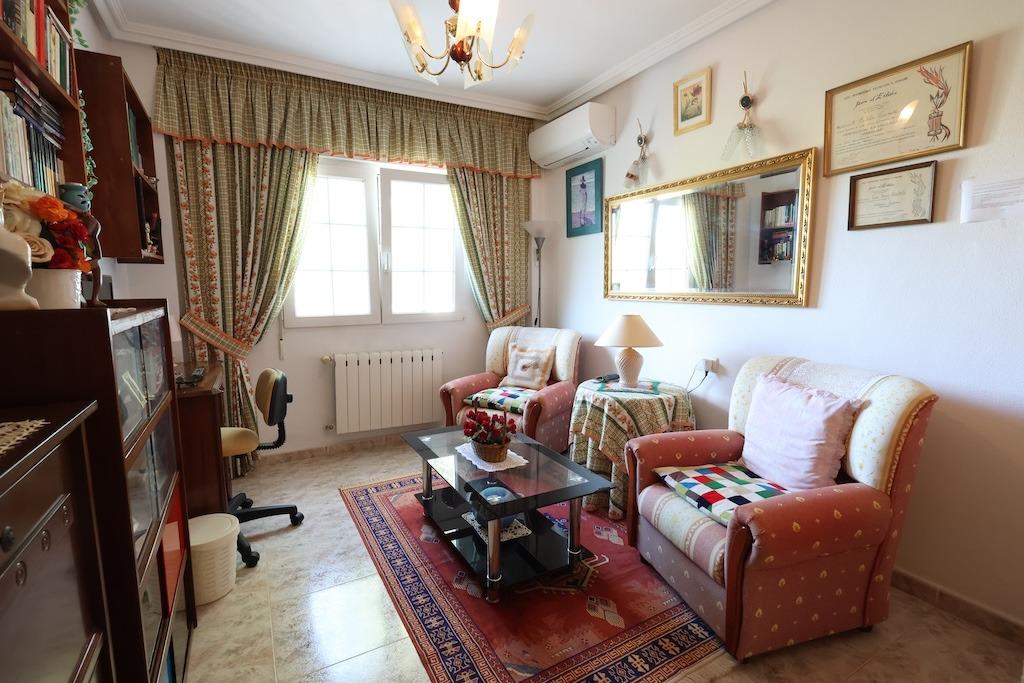 Villa en Alicante, España 5 dormitorios, 308 m2 No. 143804