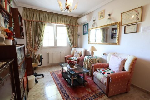 Villa for sale in Alicante, Spain 5 bedrooms, 308 sq.m. No. 143804 - photo 9