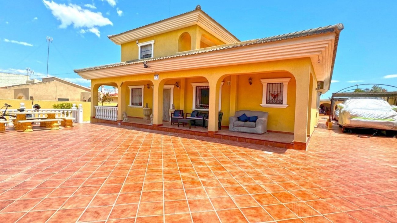 Villa i Los Balcones, Alicante, Spanien 6 sovrum,  Nr. 143807