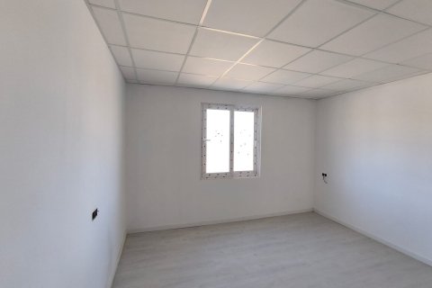 Villa for sale in Pinoso, Alicante, Spain 4 bedrooms, 220 sq.m. No. 143803 - photo 15