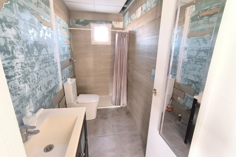 Villa for sale in Pinoso, Alicante, Spain 4 bedrooms, 220 sq.m. No. 143803 - photo 18