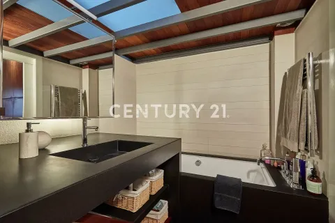 Сasa en venta en Barcelona, España 3 dormitorios, 156 m2 No. 172027 - foto 9