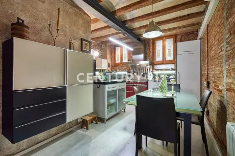 Сasa en venta en Barcelona, España 3 dormitorios, 156 m2 No. 172027 - foto 5
