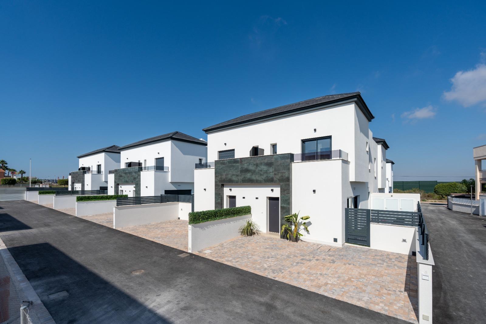 House in Gran Alacant, Alicante, Spain 3 bedrooms, 95 sq.m. No. 167933