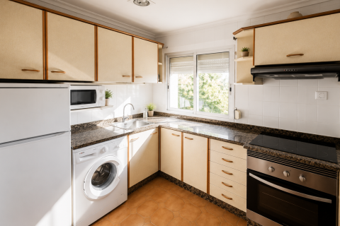 Apartment for sale in Valencia, Spain 4 bedrooms, 79 sq.m. No. 167935 - photo 2