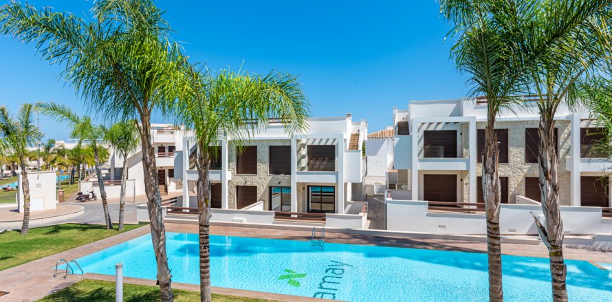 Lägenhet i Torrevieja, Alicante, Spanien 3 sovrum, 70 kvm. Nr. 135777