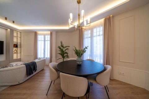 Wohnung zum Verkauf in Madrid, Spanien 2 Schlafzimmer, 144 m2 Nr. 165697 - Foto 9