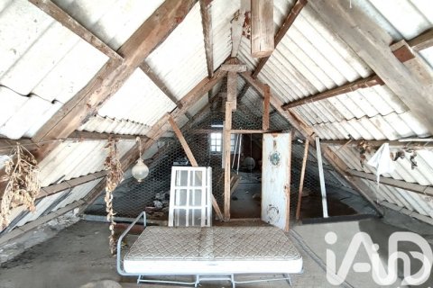 House for sale in Riego De La Vega, Leon, Spain 3 bedrooms, 899 sq.m. No. 185159 - photo 15