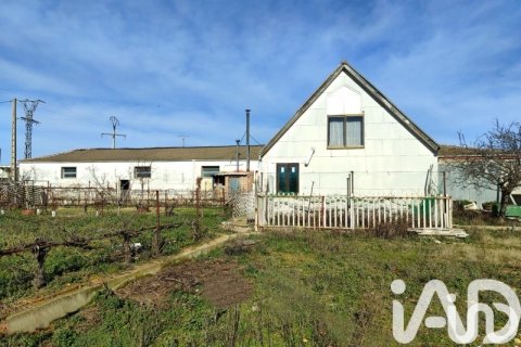 House for sale in Riego De La Vega, Leon, Spain 3 bedrooms, 899 sq.m. No. 185159 - photo 22