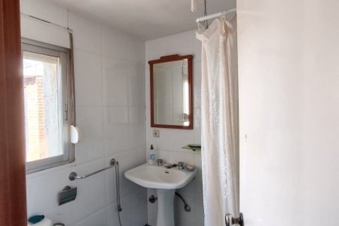 House for sale in Riego De La Vega, Leon, Spain 3 bedrooms, 899 sq.m. No. 185159 - photo 7