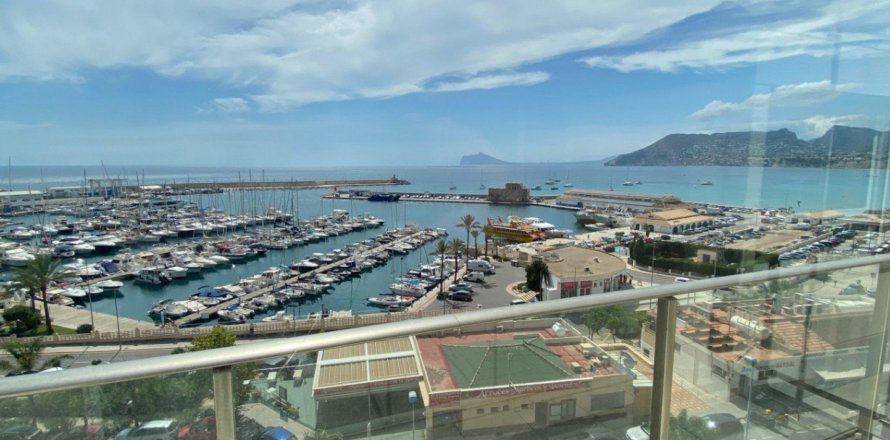 Huoneisto Calpe, Alicante, Espanja 168 m2 No. 142400