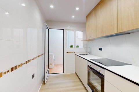 Продажа квартиры в Сан-Мигель-де-Салинас, Аликанте, Испания 3 спальни, 102м2 №183261 - фото 23