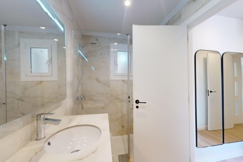 Продажа квартиры в Сан-Мигель-де-Салинас, Аликанте, Испания 3 спальни, 102м2 №183261 - фото 20