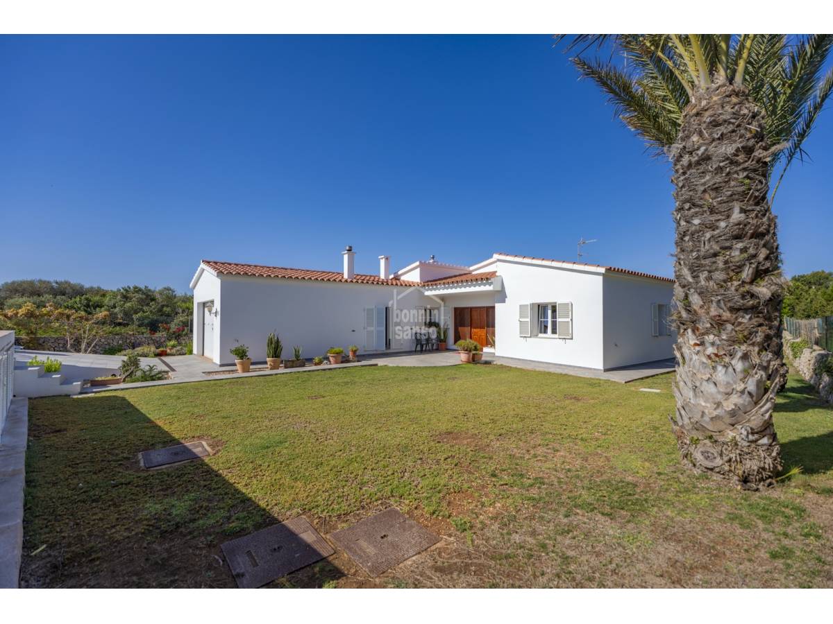 Villa i Mahon, Menorca, Spanien 3 sovrum, 180 kvm. Nr. 166599