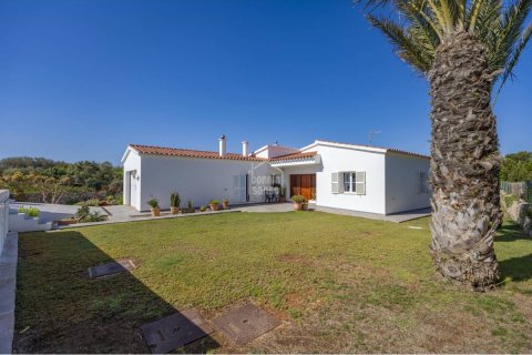 Villa for sale in Mahon, Menorca, Spain 3 bedrooms, 180 sq.m. No. 166599 - photo 12