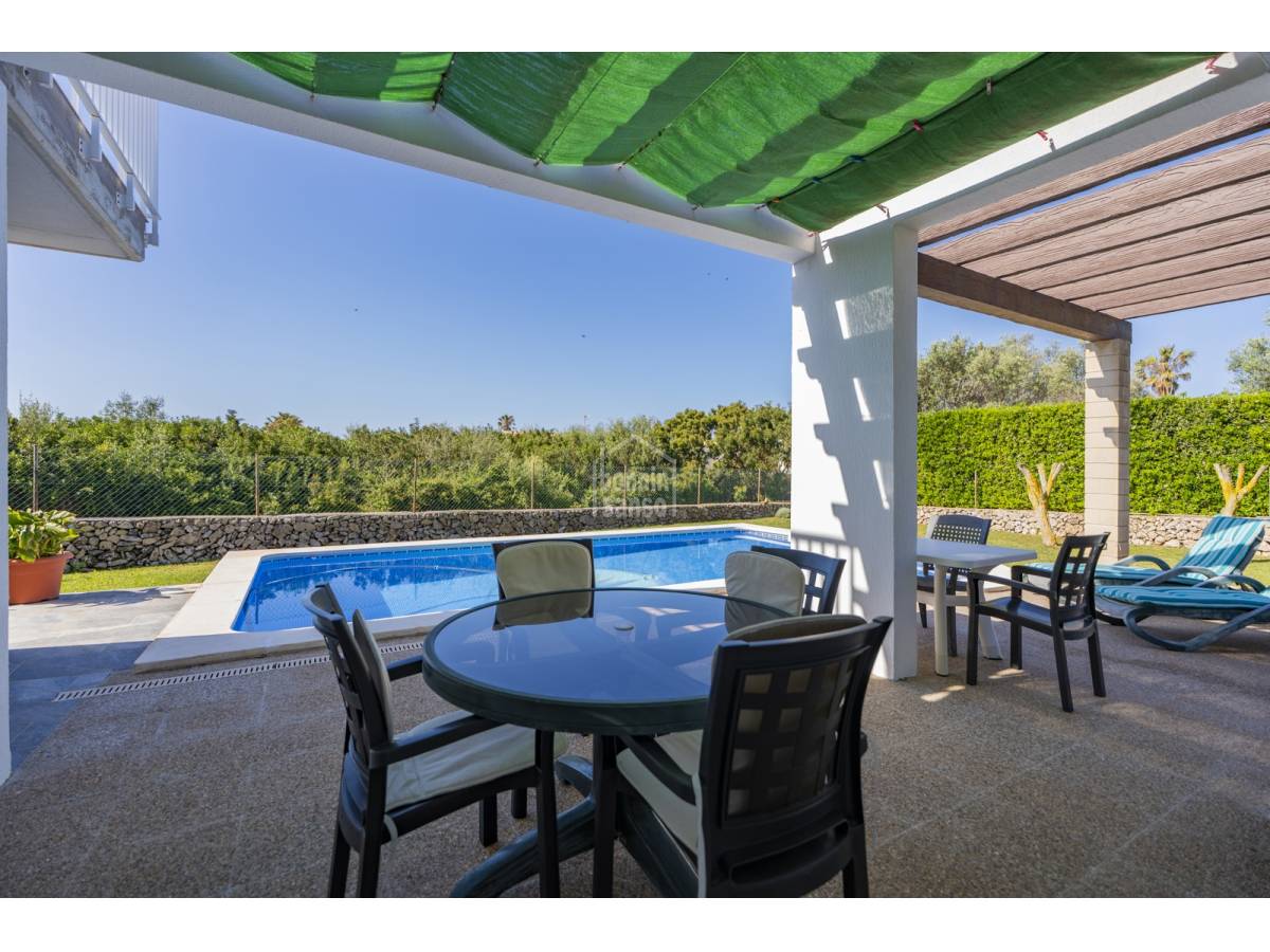 Villa i Mahon, Menorca, Spanien 3 sovrum, 180 kvm. Nr. 166599