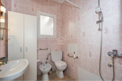 Townhouse for sale in Mahon, Menorca, Spain 3 bedrooms,  No. 166600 - photo 12