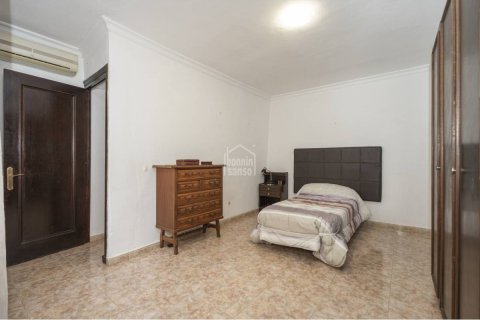Townhouse for sale in Mahon, Menorca, Spain 3 bedrooms,  No. 166600 - photo 9