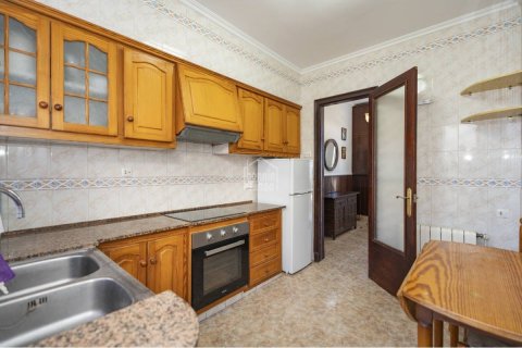 Townhouse for sale in Mahon, Menorca, Spain 3 bedrooms,  No. 166600 - photo 8