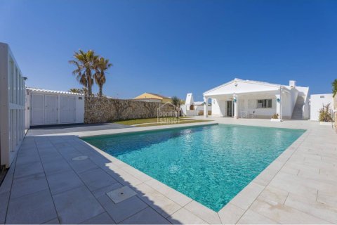 Villa in Ciutadella De Menorca, Menorca, Spain 3 bedrooms, 116 sq.m. No. 166597